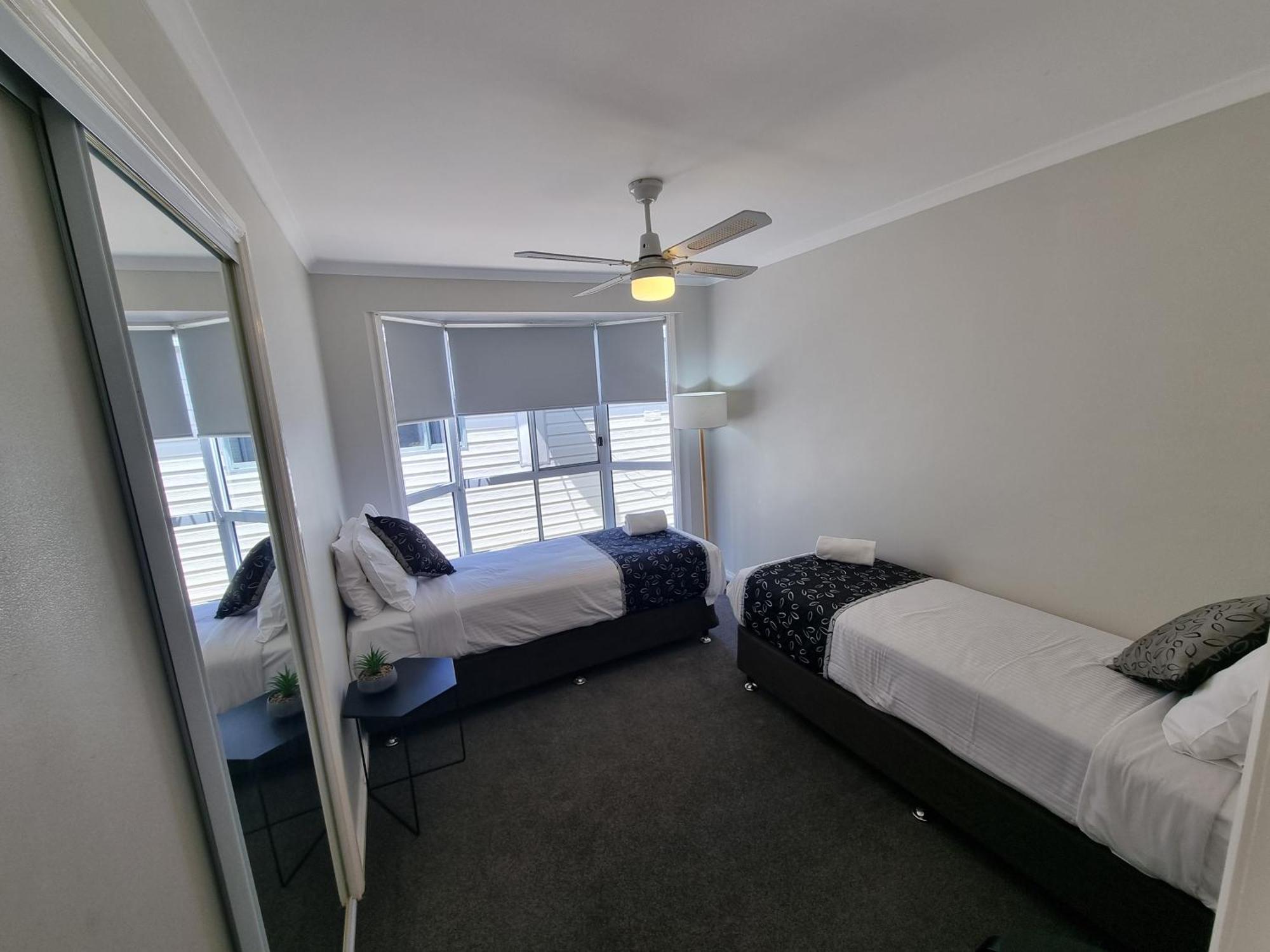 Airport Tourist Village Melbourne Luaran gambar