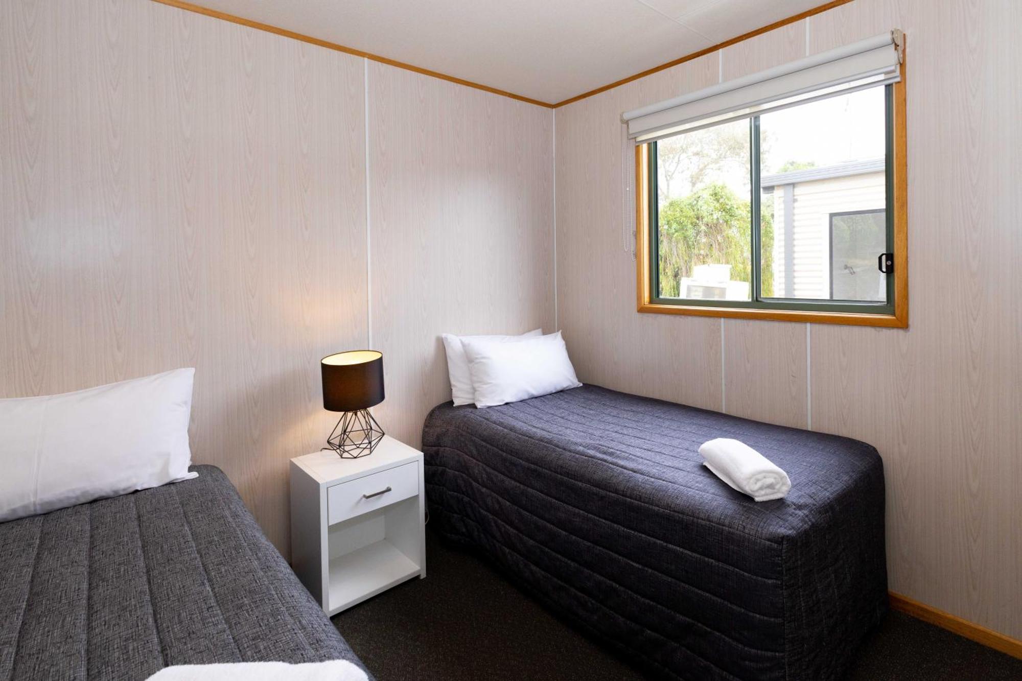Airport Tourist Village Melbourne Bilik gambar