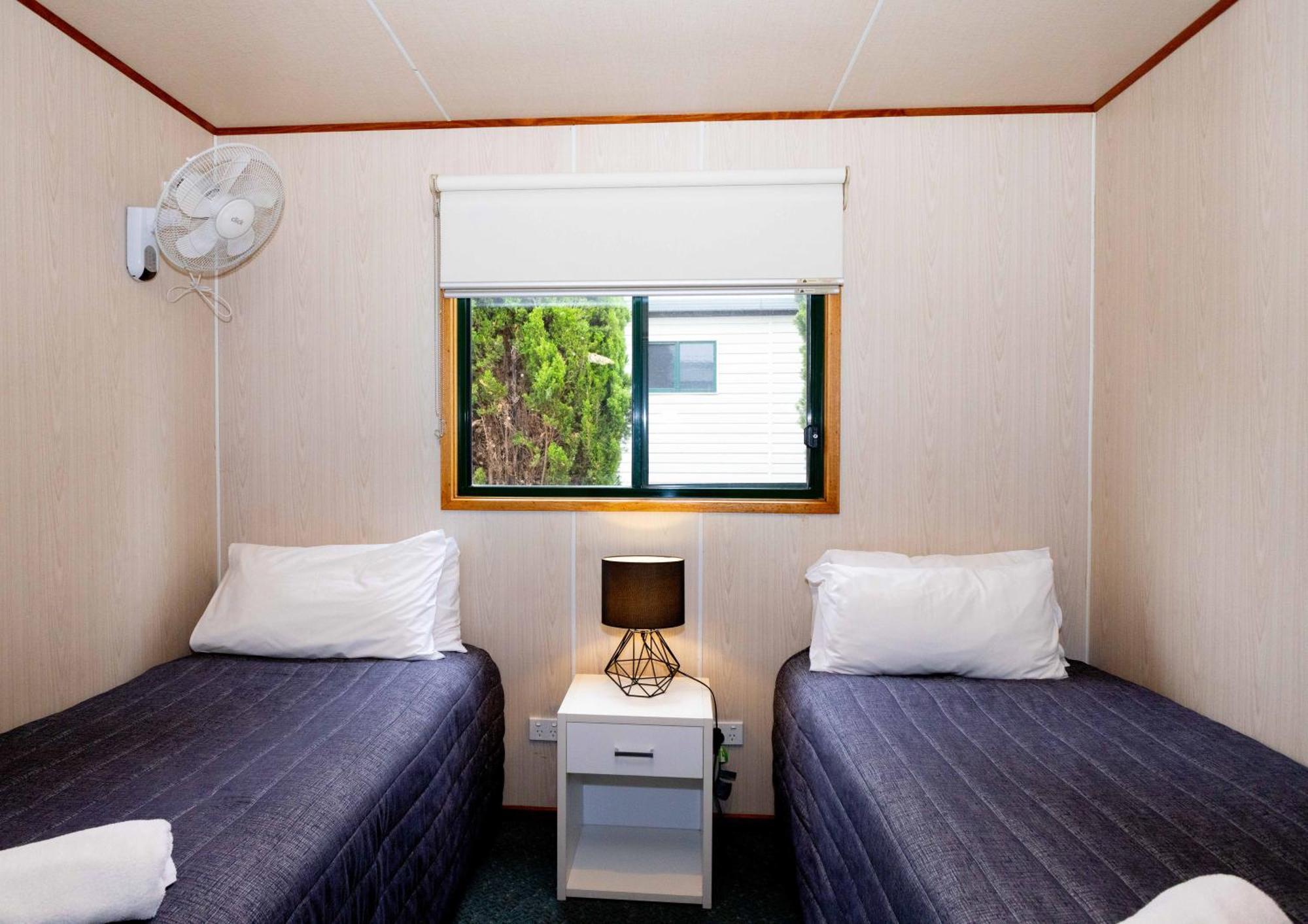 Airport Tourist Village Melbourne Luaran gambar