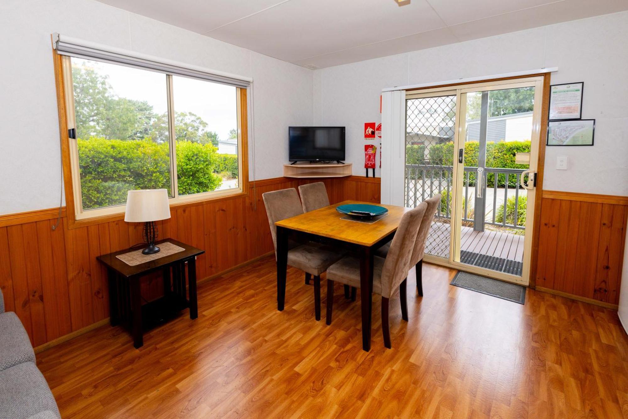 Airport Tourist Village Melbourne Bilik gambar
